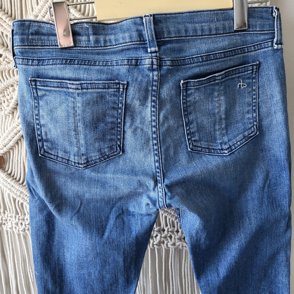 Rag & Bone capri skinny in the color Whitby lightweight jeans. Size 26 - Picture 3 of 13